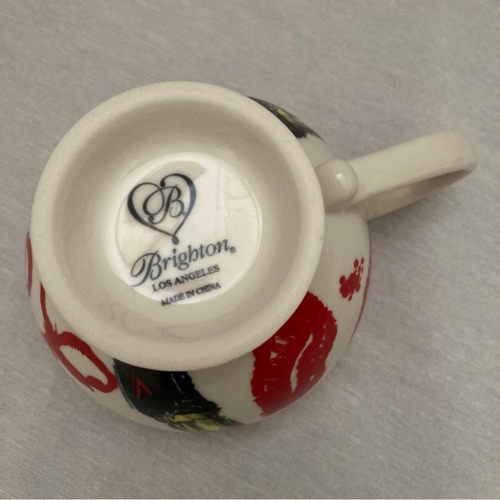 Brighton Lips & Lipstick Pedestal Coffee Mug Red Kiss Love Print Cup - Picture 9 of 13